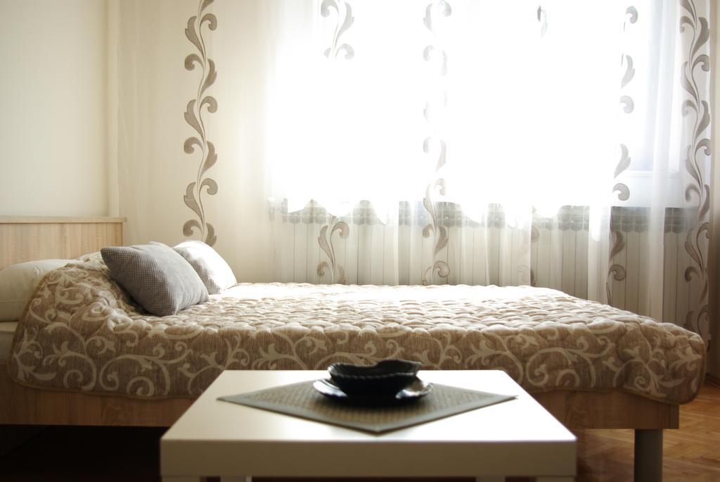 Square Studio Apartment นิส ภายนอก รูปภาพ